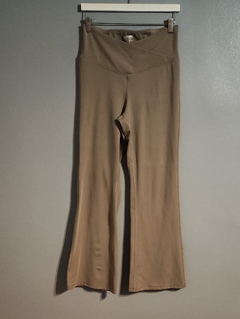 Avia High-Waist Flare Yoga Pants in Gray Medium 8-10